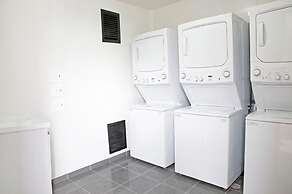 Las Palmas Apartment 306