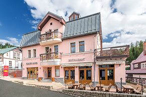 Hotel Grand
