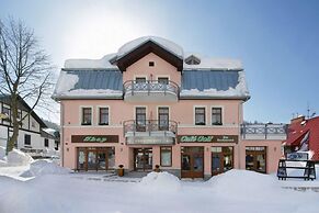 Hotel Grand