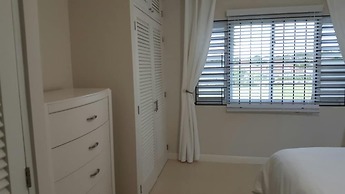 Fern Court Apartment With Oceanic View III