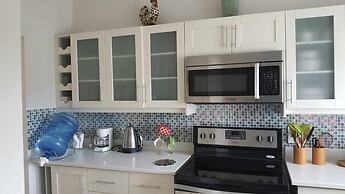 Fern Court Apartment With Oceanic View III