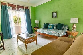 Ocho Rios Boardwalk Apartment