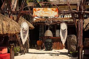 Serenity Authentic Glamping Tulum