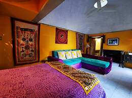 Casa de los Espíritus Alegres By Rotamundos