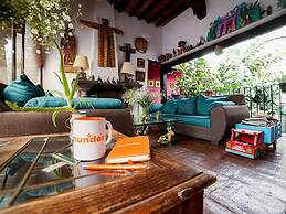 Casa de los Espíritus Alegres By Rotamundos