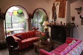 Casa de los Espíritus Alegres By Rotamundos