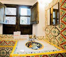 Casa de los Espíritus Alegres By Rotamundos