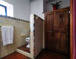 Casa de los Espíritus Alegres By Rotamundos