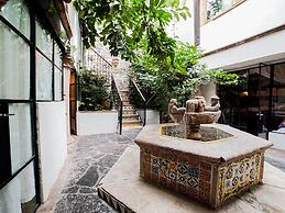 Casa de los Espíritus Alegres By Rotamundos