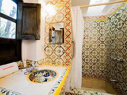 Casa de los Espíritus Alegres By Rotamundos