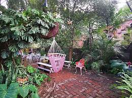 Casa de los Espíritus Alegres By Rotamundos