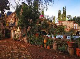 Casa de los Espíritus Alegres By Rotamundos