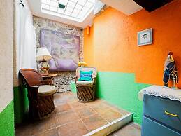 Casa de los Espíritus Alegres By Rotamundos