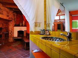 Casa de los Espíritus Alegres By Rotamundos