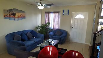 Caribe Estate Guest Apartment I