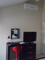 Caribe Estate Guest Apartment I