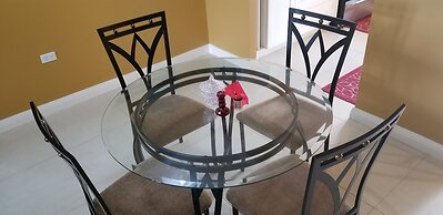 Oceanic View Apartment at Fern Court