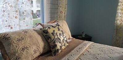 Oceanic View Apartment at Fern Court