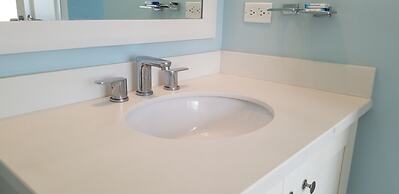 Oceanic View Apartment at Fern Court