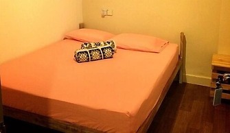 The Bodhi Lodge - Hostel