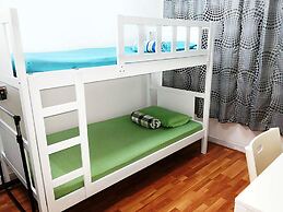 The Bodhi Lodge - Hostel