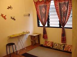 The Bodhi Lodge - Hostel