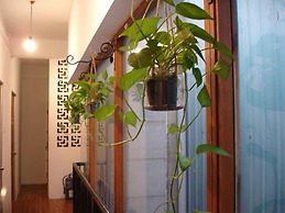 The Bodhi Lodge - Hostel