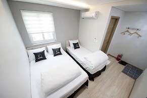 K-Guesthouse Premium Nampo 1