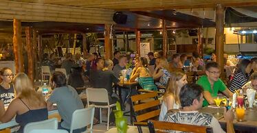 INFINITY Beach Club - Hostel