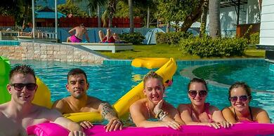 INFINITY Beach Club - Hostel