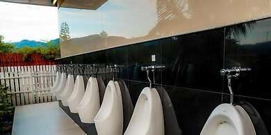 INFINITY Beach Club - Hostel