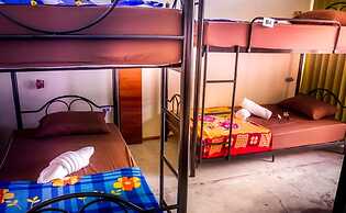 INFINITY Beach Club - Hostel