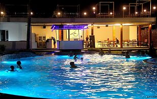 INFINITY Beach Club - Hostel