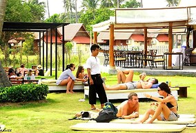 INFINITY Beach Club - Hostel