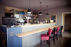 Hôtel Restaurant Logis Côté Lac