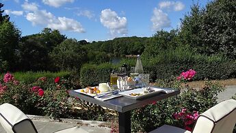 Hôtel Restaurant Logis Côté Lac