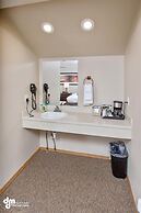 Kenai Airport Hotel