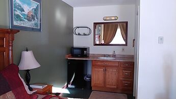 Bird Creek Motel