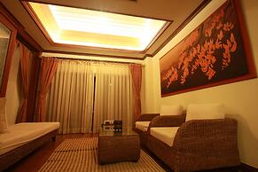 Narakul Resort Hotel