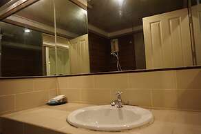 Narakul Resort Hotel