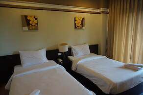 Narakul Resort Hotel