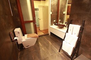 Narakul Resort Hotel