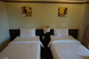 Narakul Resort Hotel