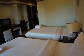 Narakul Resort Hotel