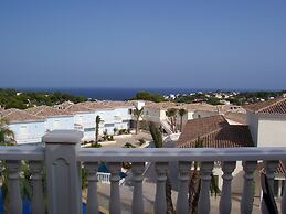 Luxury Penthouse E302