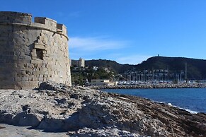 Luxury Penthouse Guatipiti