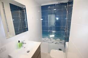 Luxury Penthouse Guatipiti