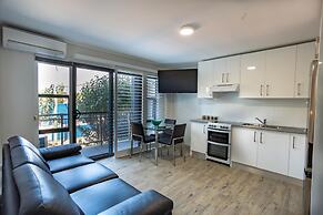 Hamilton on Beaumont