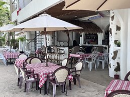 Sundown Resort and Austrian Pension House