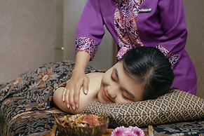 Platinum Adisucipto Hotel & Conference